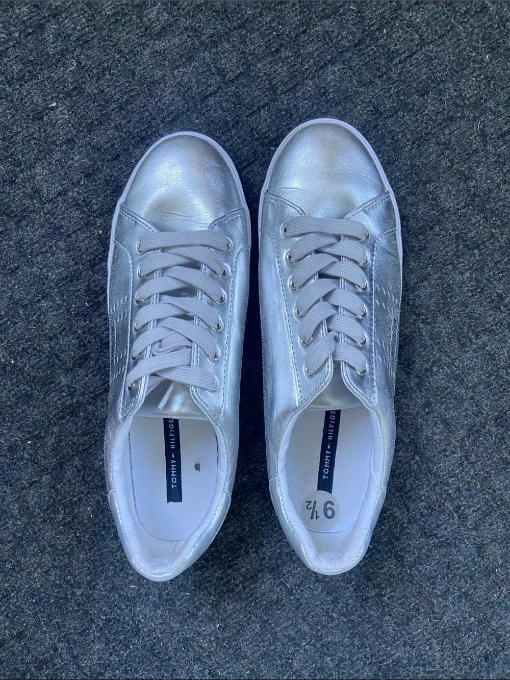 Tommy Hilfiger Metallic Silver Low-Top Sneakers